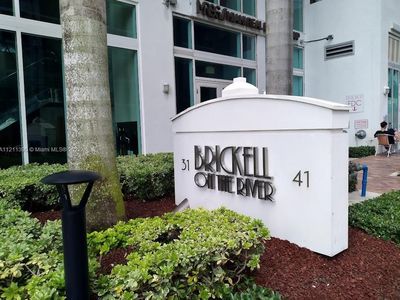 41 SE 5th St APT 1406, Miami, FL, 33131