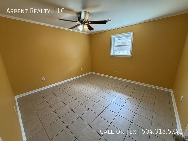 511 E Genie St #1 — Photo 9