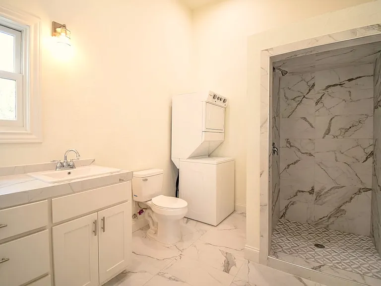 155B Nimitz Dr — Photo 21