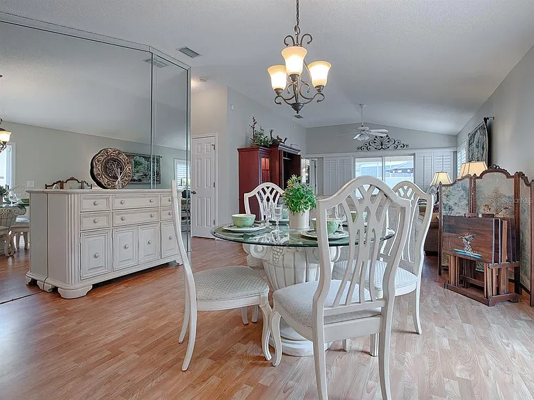 1129 Santa Cruz Dr — Photo 6