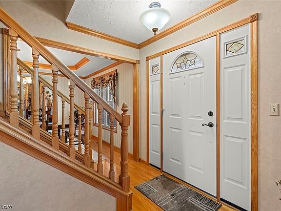3rd image of 4549 Bunker Ln