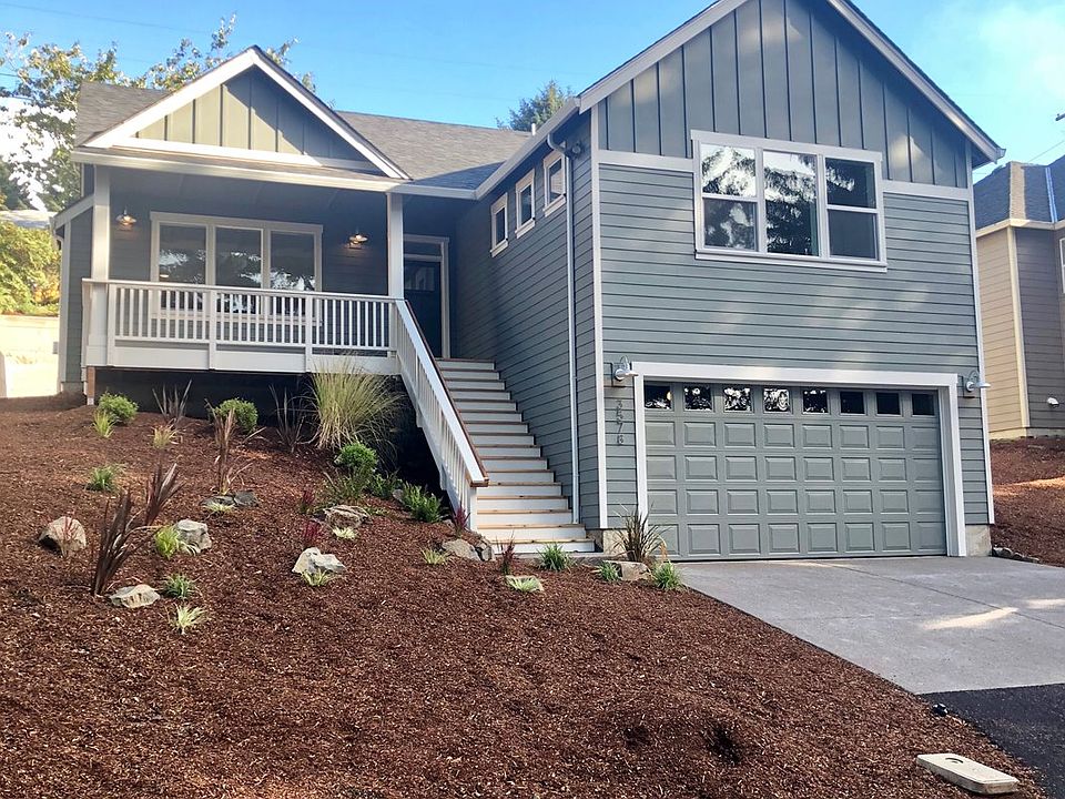 1st image of 3578 NE Reef Dr