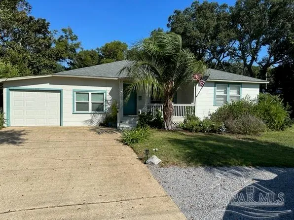 352 Fairpoint Dr, Gulf Breeze, FL 32561