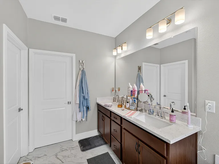 3056 Beaded Mist Walk — Photo 21