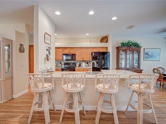 4th image of 20865 Country Barn DR