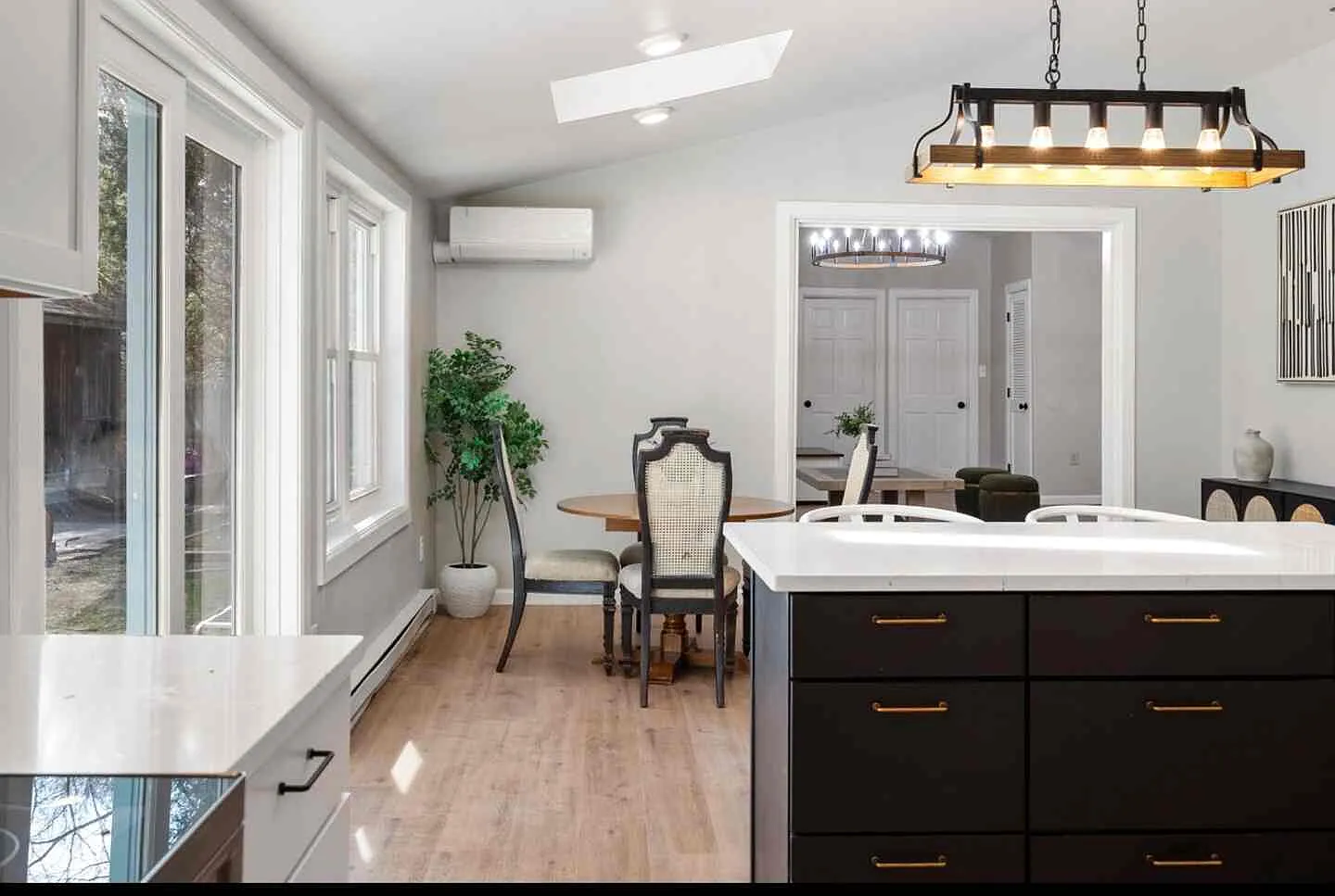 3 bed, 1756 sqft, $3,000 — Photo 3