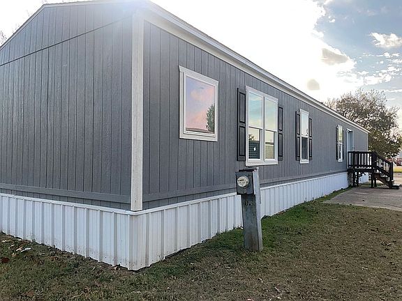 3rd image of 2900 S Interstate Highway 35 E Lot 172
