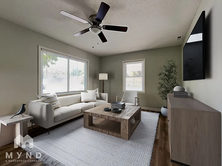 198 Harriet Ln — Photo 2