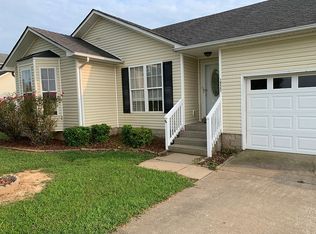 10447 Bell Station Rd, Oak Grove, KY 42262