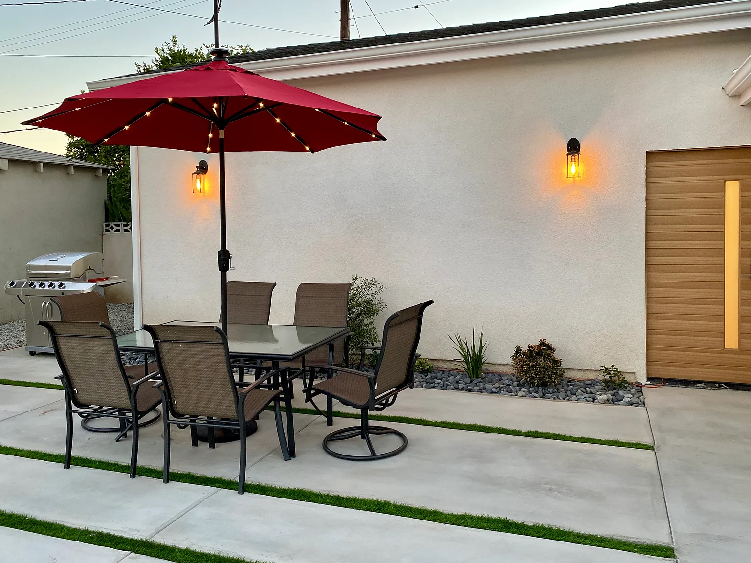 3 bed, 1128 sqft, $3,750 — Photo 2