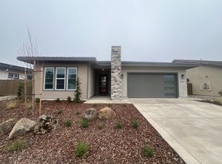 9049 Elliott Springs Dr, Elk Grove, CA 95624