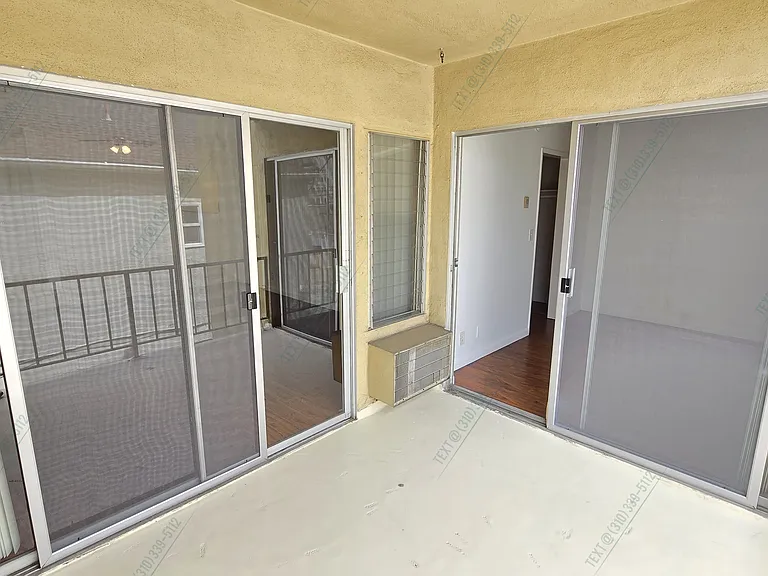 810 S Kingsley Dr #206 — Photo 14