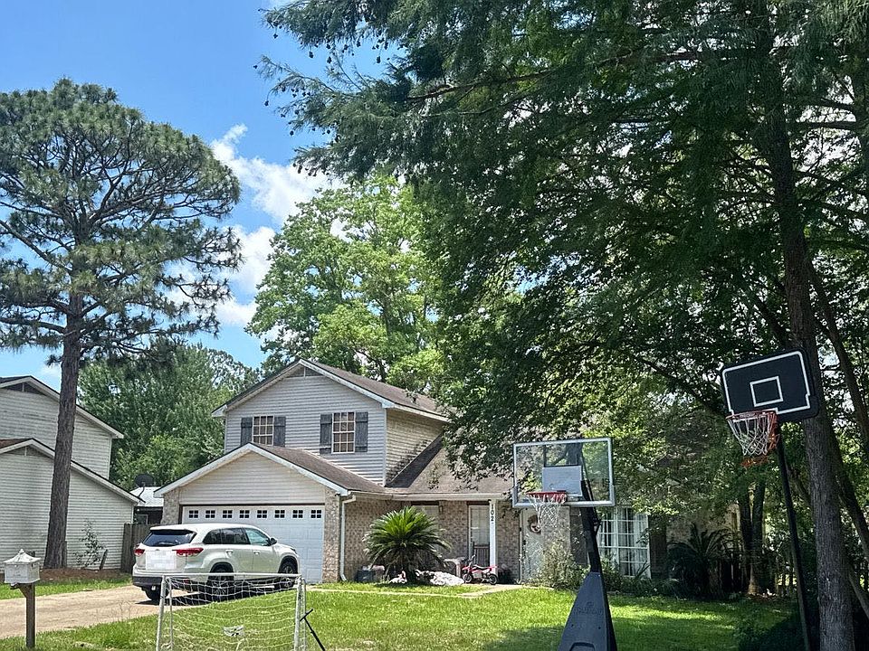 2nd image of 102 Saint George Cir