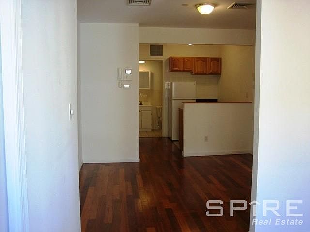 2nd image of 44 W 14th St APT 5a