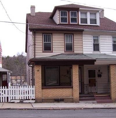 2nd image of 154 Water St