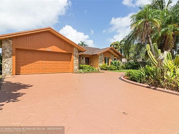2nd image of 1065 NW 99th Ave
