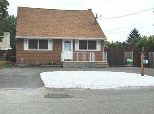 33 Brookfield Dr, Brick, NJ 08723