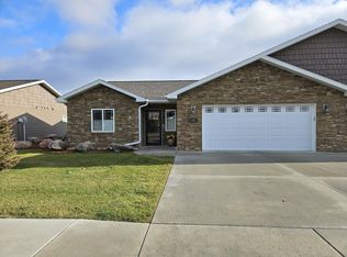 1615 30th St NW #2, Bemidji, MN 56601