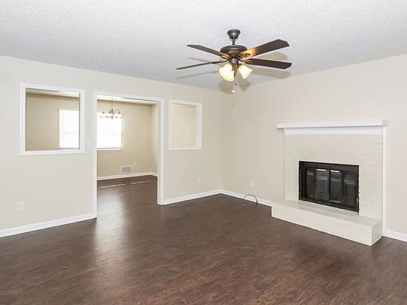 4th image of 165 Smokemont Dr