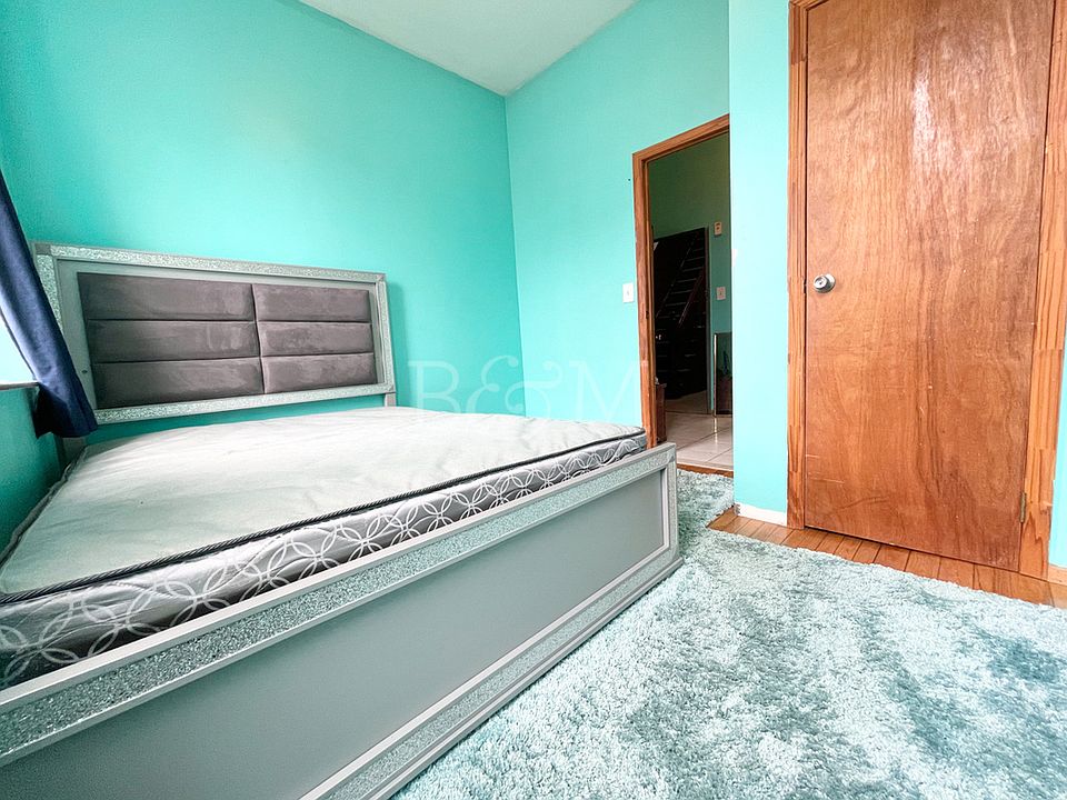 1st image of 144 Wyckoff Ave #1B