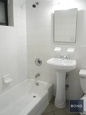 Rented by Bond New York | media 4