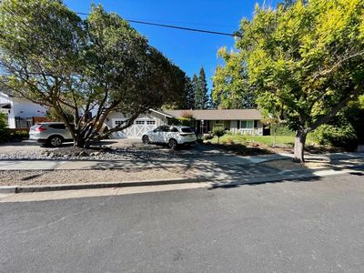 100 Magneson Trl, Los Gatos, CA, 95032