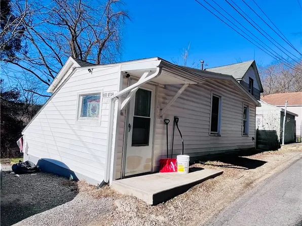 603 Utah Ln, Chester, WV 26034