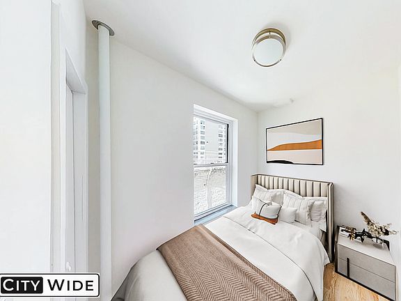 4th image of 28 King St APT 19