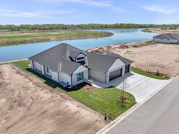 2nd image of 8317 Waterway Ct