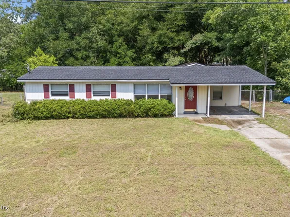 2143 LA VALLE Drive, Jacksonville, FL 32210