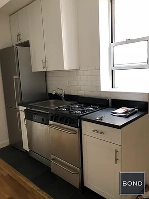 Rented by Bond New York | media 9