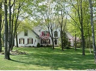 1st image of 124 Townes End Dr