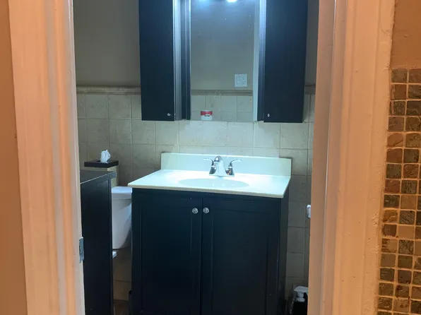 231 East 54th Street image 6 of 6