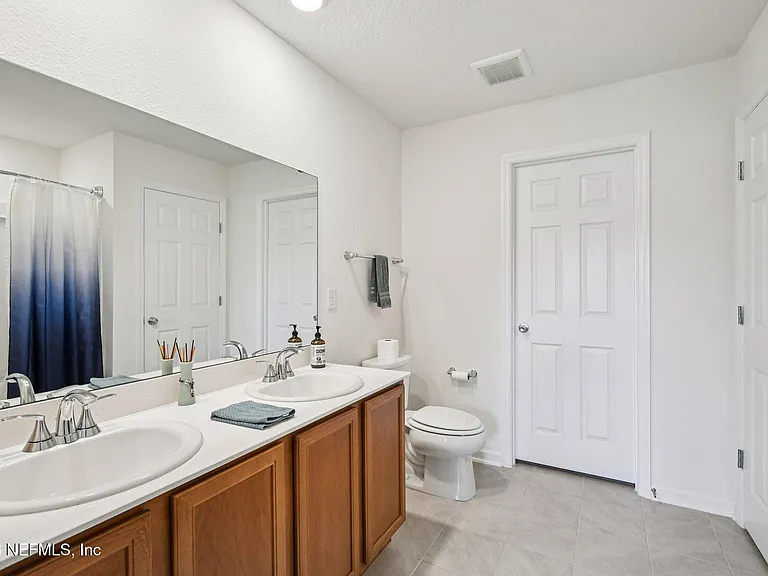2635 Windsor Lakes Way — Photo 22