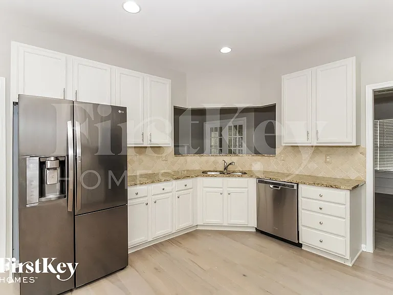 32 Soapstone Ln — Photo 8