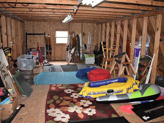 2nd image of 8964 N Loxley Rd