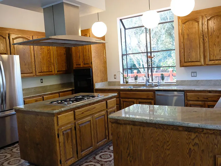 1629 Madrona Ave — Photo 9