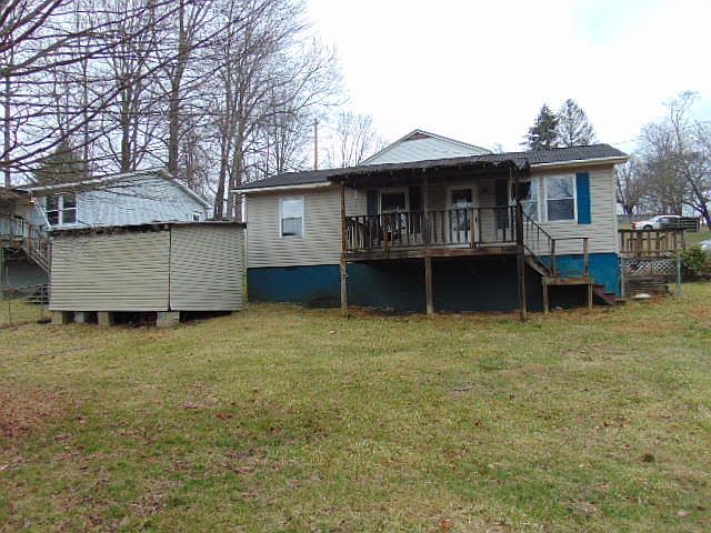 1st image of 112 Oakwood St