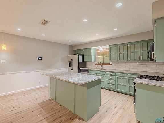 5th image of 3773 Glenfield Dr