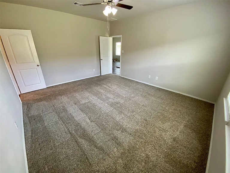 13832 Rock Island Trl — Photo 17
