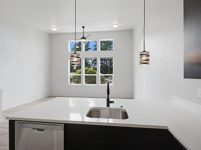 1390 Overlook Ave NW — Photo 36