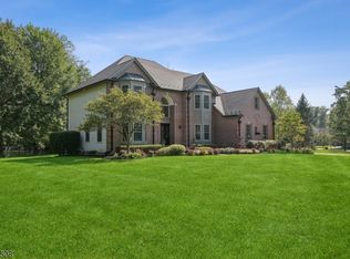 8 Morrison St, Basking Ridge, NJ 07920