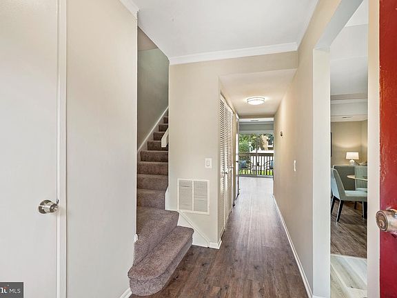 3rd image of 2467 Glengyle Dr #183
