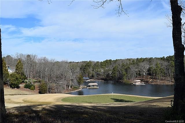 1st image of 209 Stonebridge Dr
