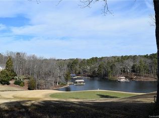 209 Stonebridge Dr, New London, NC 28127