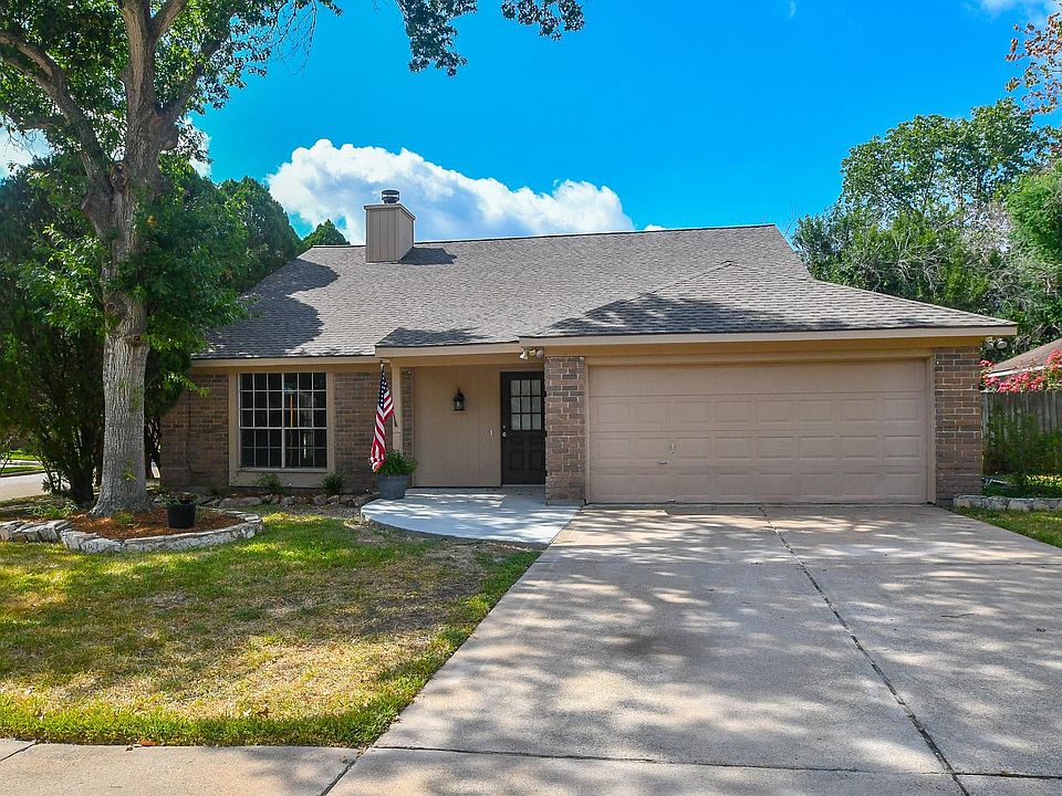 1st image of 21707 Park Valley Dr