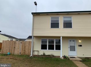 12 Lawrence Ct, Sicklerville, NJ 08081