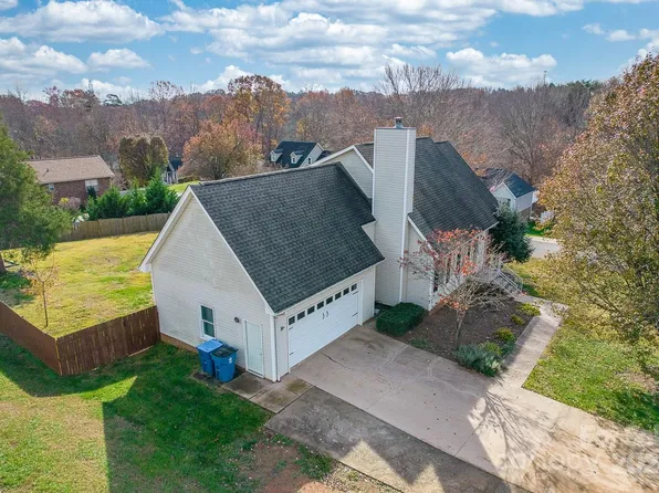 606 33rd Street Pl NE, Conover, NC 28613