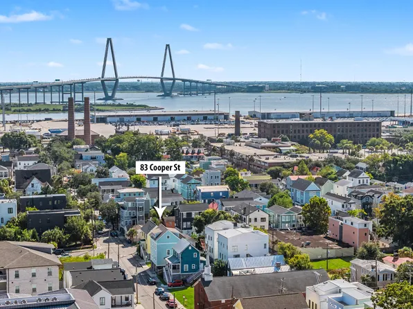 83 Cooper St, Charleston, SC 29403