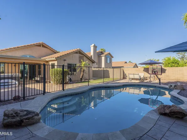 1964 W RAVEN Drive, Chandler, AZ 85286